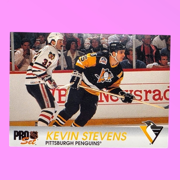 1992-93 NHL Pro Set Kevin Stevens Pittsburgh Penguins #140 Hockey Card - Picture 1 of 4